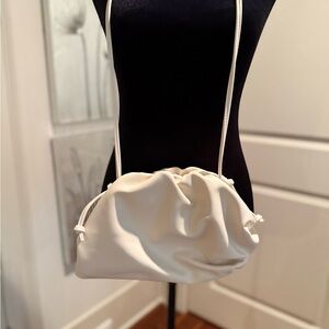 Elegant Cream Women's Bag